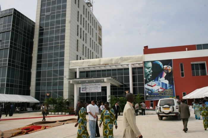 
				
			Communication / Voyage dans l'univers médiatique gabonais à la recherche d'une audience plus large (REPORTAGE)
			
		










