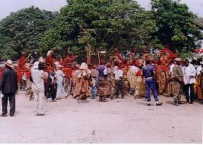 Cultures africaines: les traditions bantu se sont remarquablement conservées dans les Plateaux Batékés