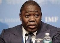 
		
		FMI : Gilbert Ondongo dans les jupons de Christine Lagarde 	
	