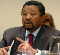 
				
			Politique / A Malabo pour le 17ème sommet de l’UA, Jean Ping sera aussi le centre des débats
			
		










