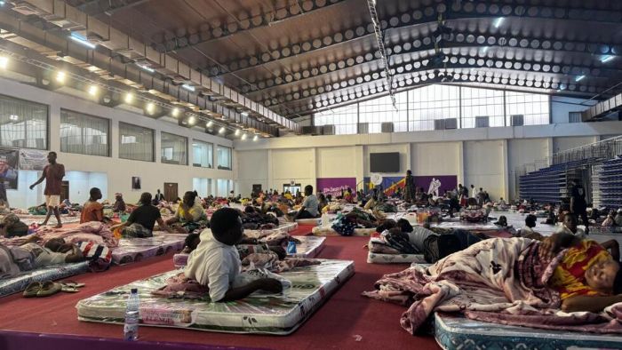 RDC: le stade Tata-Raphaël transformé en centre d'urgence pour les victimes des inondations à Kinshasa